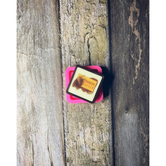 قالب برواز سيلكون  .... متوافق مع قالب اكريلك : 2.9 *2.9