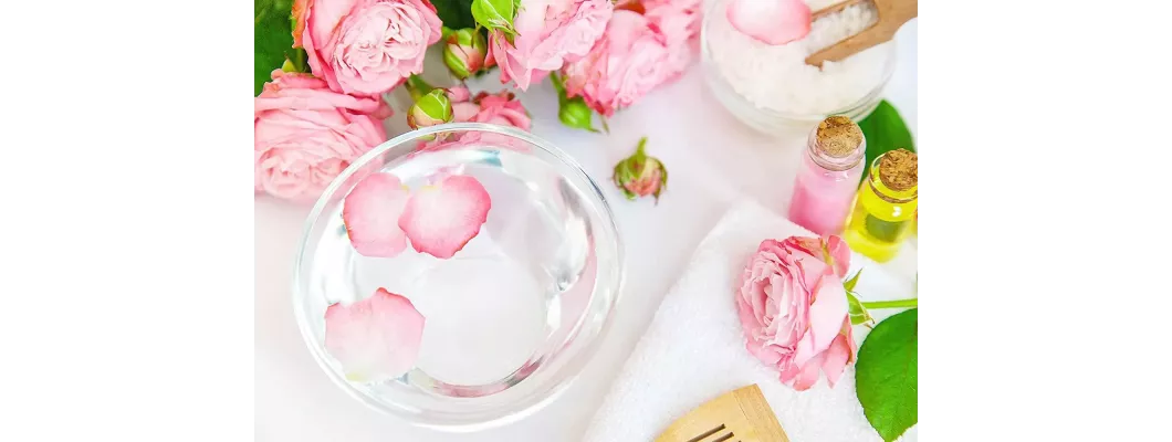 الماء المقطر وفوائده الجمالية: طرق استخدامه لبشرة صحية ومشرقة الماء المقطر وفوائده الجمالية: طرق استخدامه لبشرة صحية ومشرقة