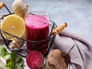 ما هي افضل الاعشاب لعلاج القولون؟