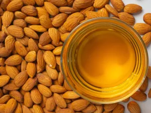 الفرق بين زيت اللوز المر وزيت اللوز الحلو: أيهما تختار؟