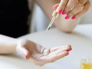 افضل طريقة للعناية بالبشرة: تعرف على أهمية الترطيب الطبيعي