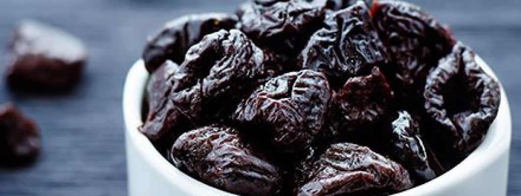 فوائد القراصيا المجففة في دعم الطاقة والنشاط اليومي