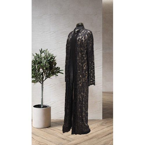 فستان دانتيل مطرز 