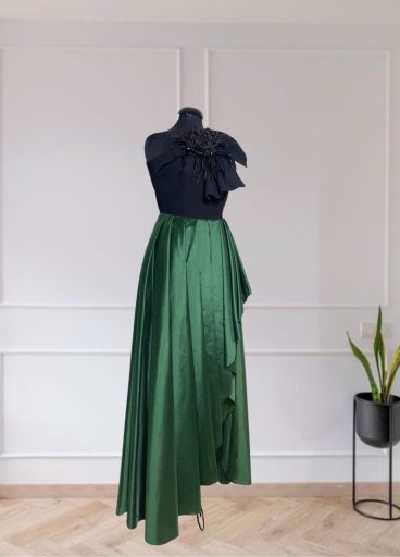Taffeta - Crepe high & Low Skirt Taffeta - Crepe high & Low Skirt