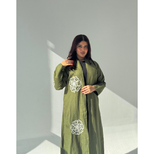 عباية لينين مطرزة