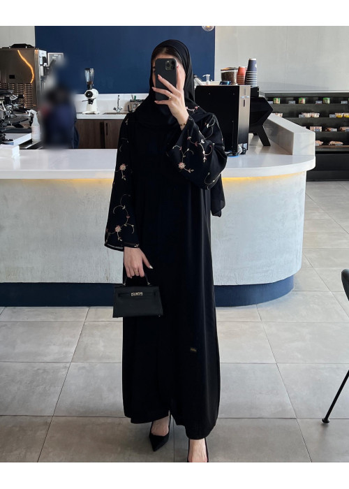عباية 00444 مطرزة