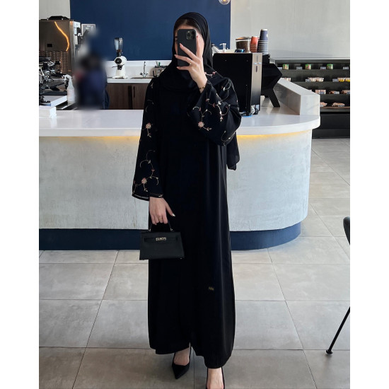 عباية 00444 مطرزة