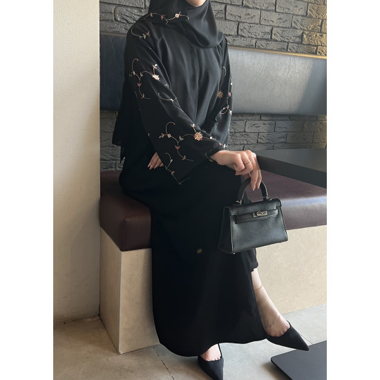 عباية 00444 مطرزة