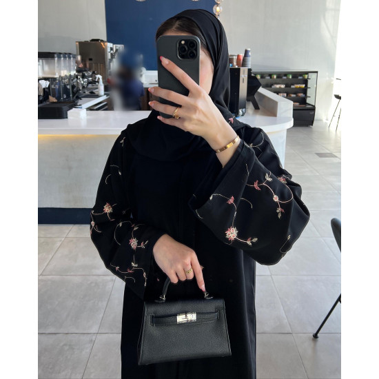 عباية 00444 مطرزة
