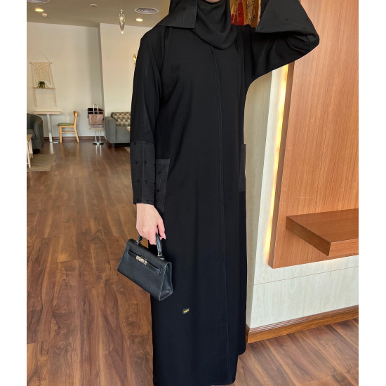 عباية 00462 عملية مع جيوب أمامية