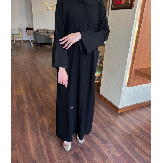 عباية 00462 عملية مع جيوب أمامية