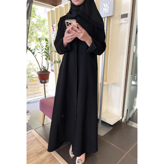 عباية  00477 سادة بقصة كلوش كريب ملكي سواد فاحم 