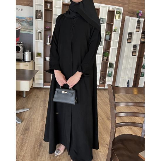 عباية  00477 سادة بقصة كلوش كريب ملكي سواد فاحم 