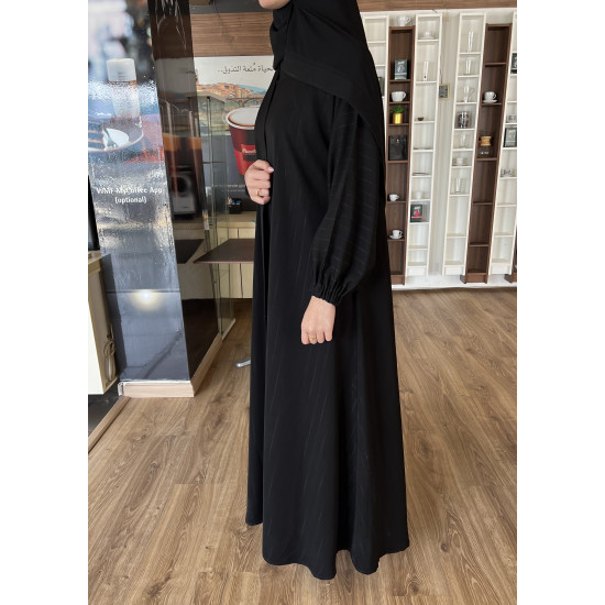 عباية  00479 ربع كلوش بقماش كريب مقلم مع أكمام مطاط