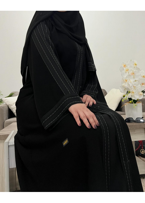 عباية  00509 أنيقة بكم واسع بقماش كريب ملكي 