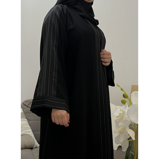 عباية  00509 أنيقة بكم واسع بقماش كريب ملكي 