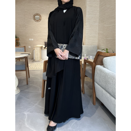 عباية  00570 مميزة وأنيقة بأكمام الجاكار الأسود