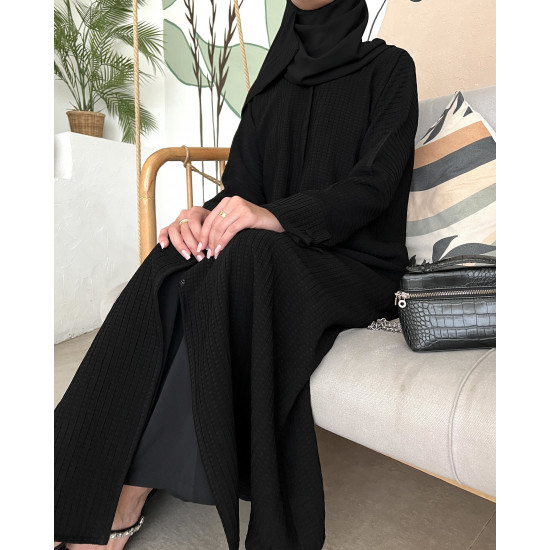 عباية  00609 يومية وعملية بخامة كريب أسود بأسود