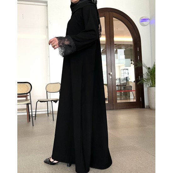 عباية  00620 أنيقة ورسمية بخامة كريب سواد فاحم