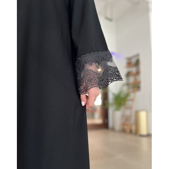 عباية  00620 أنيقة ورسمية بخامة كريب سواد فاحم