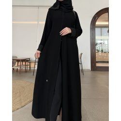 عباية  00613 عملية ورسمية بخامة كريب ملكي سواد فاحم