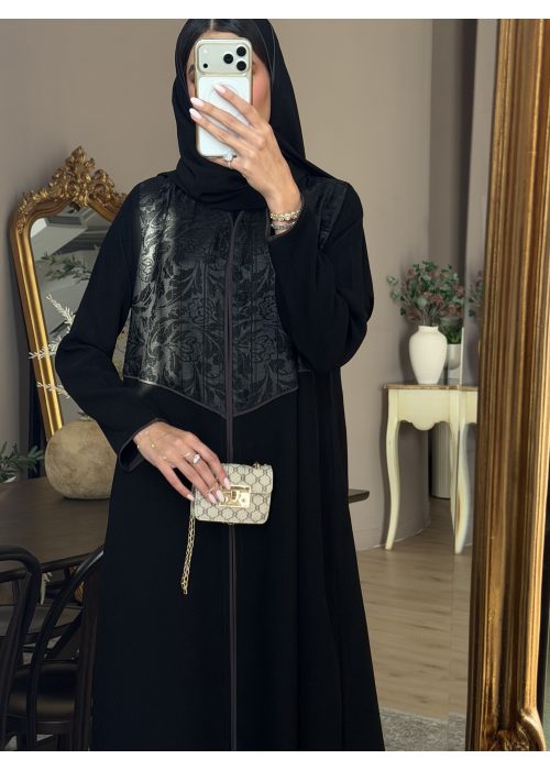 عباية  00660أنيقة ورسمية بخامة كريب سواد فاحم