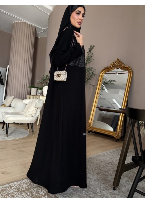 عباية  00660أنيقة ورسمية بخامة كريب سواد فاحم
