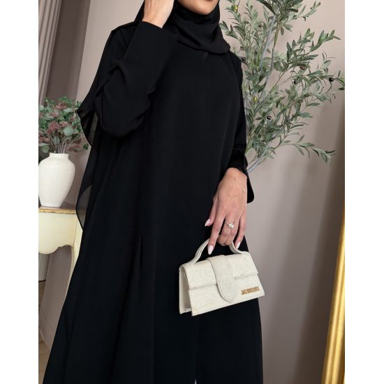 عباية  00663 أنيقة ورسمية بخامة كريب سواد فاحم