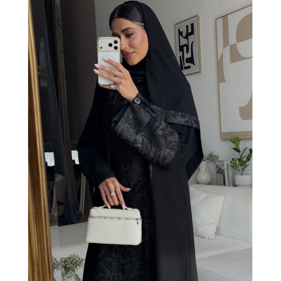 عباية  00664 كاجوال بخامة كريب سواد فاحم