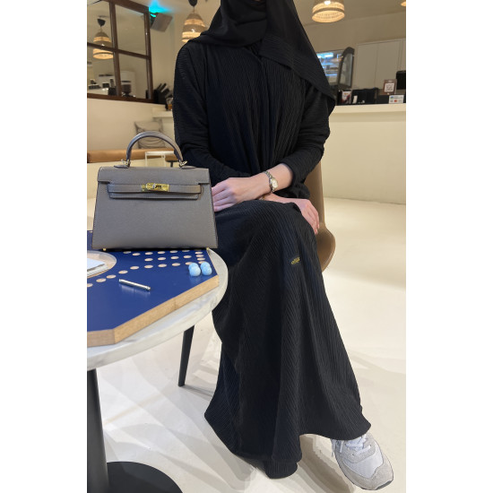 عباية 00416 يومية وعملية بخامة قطن على استرتش 