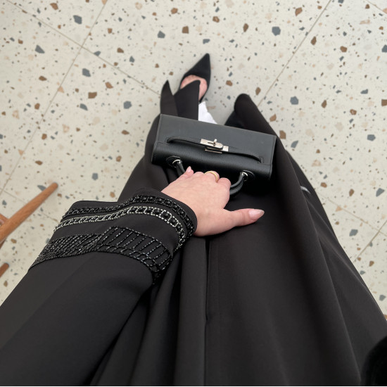 عباية 00434 مطرزة