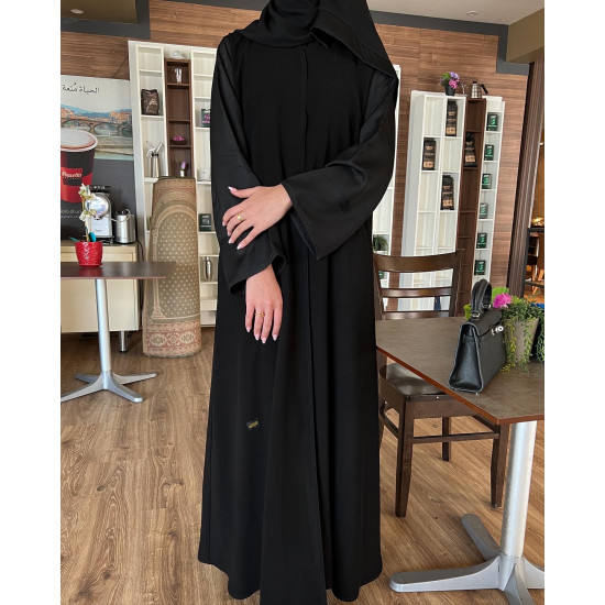 عباية  00481 كريب ملكي مع أكمام مفتوحة بقماش الجاكار 