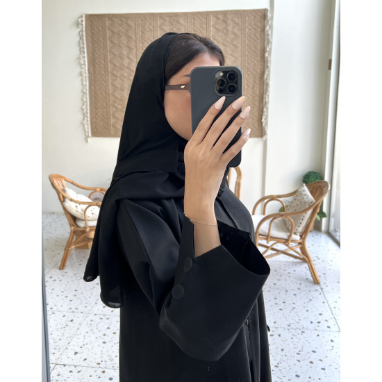 عباية 00487 سادة كلوش بقماش كريب واقف