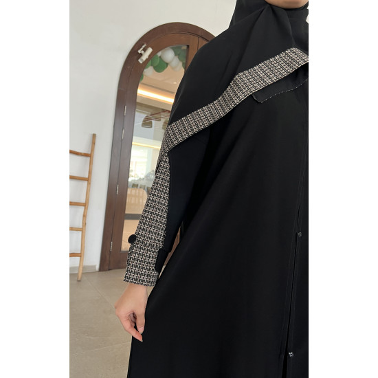 عباية  00553 يومية وعملية بخامة كريب ملكي 