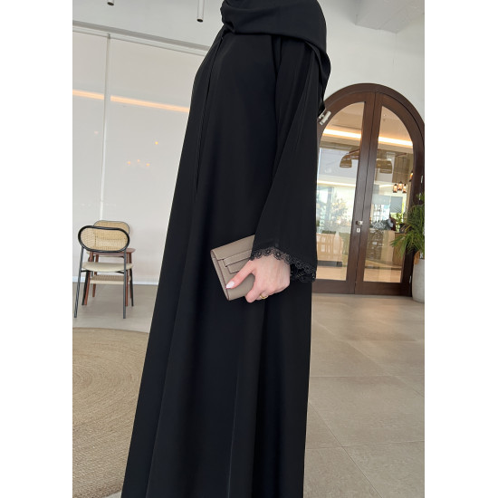 عباية  00571 كريب سواد فاحم بقصة نص كلوش 