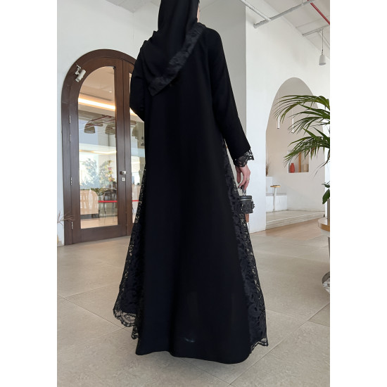 عباية 00594 أنيقة مع تدخيلة الدانتيل الفرنسي باللون بالأسود عباية 00594 أنيقة مع تدخيلة الدانتيل الفرنسي باللون بالأسود