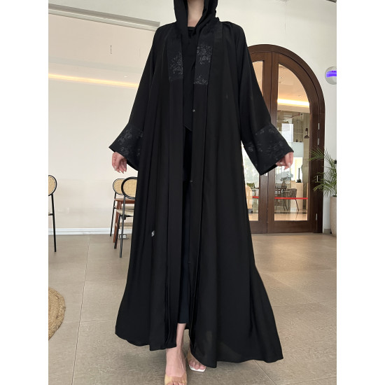 عباية  00617 أنيقة وناعمة بقصه A 