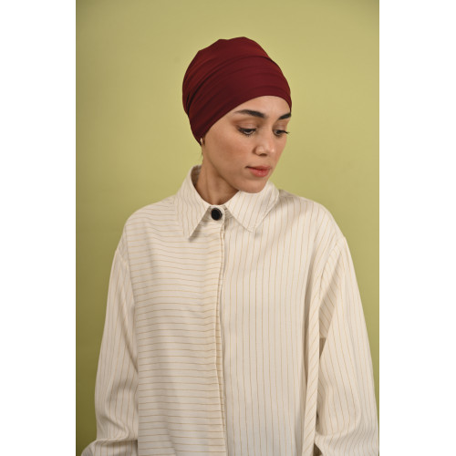 توربان من قطعتين باللون العنابي