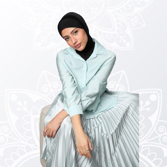 حجاب مخمل أسود 