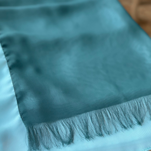 طرحة تيفاني مع زيتي طرحة تيفاني مع زيتي