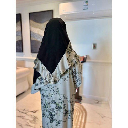 جلال صلاة مشجر أخضر جلال صلاة مشجر أخضر