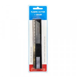 Plastic Cutter Medium With Ruler 