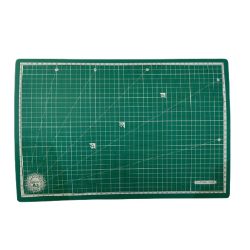 Cutting Board and Base 30 x 45 cm A3 Green isomars
