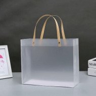كيس هدايا بلاستيك شفاف 26×35×13 سم مقبض بيج