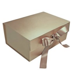 Gift Box Thick Cardboard Foldable With Magnetic Lid Rectangular 39X28X17.5 cm Brown
