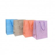 كيس هدايا ورق 23x18x10 سم شكل نسيج عدة الوان