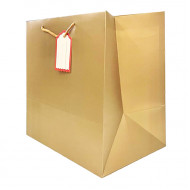 كيس هدايا ورق 35x35x24سم مع كرت ذهبي