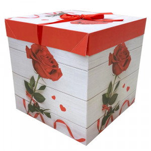 علبة هدايا ورقية 30x30 سم ورد احمر