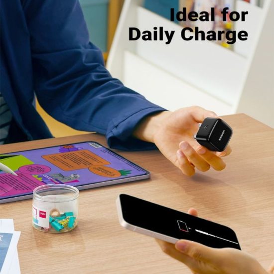 شاحن جداري UGREEN يوجرين بمنفذ USB-C شحن سريع بقوة 20 واط