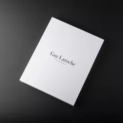 شماغ جاي لاروش احمر GS.R شماغ جاي لاروش احمر GS.R